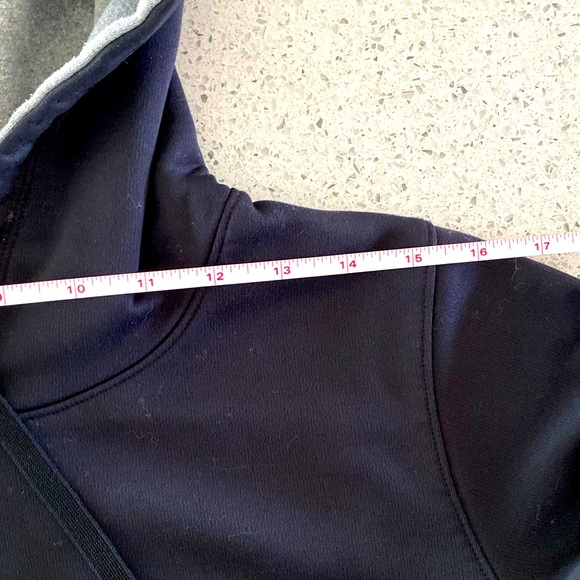 Black Under Armor Hoodie - Picture 3 of 10